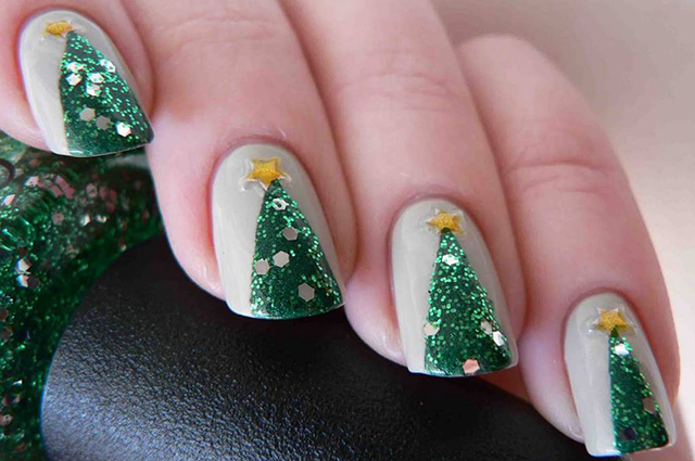 Новогодний маникюр 6