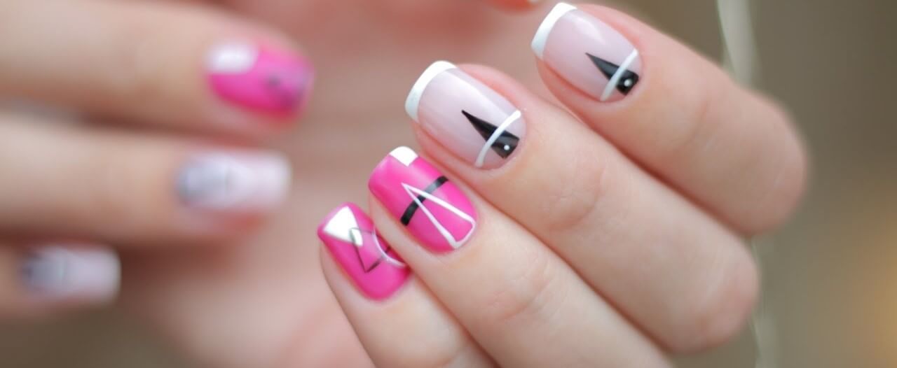 Французский маникюр негативное пространство