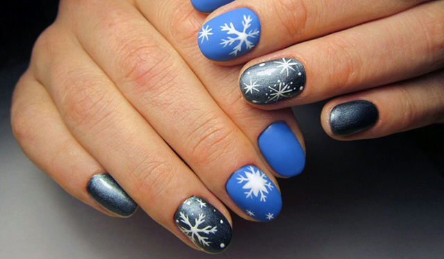 Новогодний маникюр 3