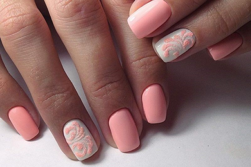 Такой по-настоящему весенний маникюр можно сделать самостоятельно в домашних условиях Такой по-настоящему весенний маникюр можно сделать самостоятельно в домашних условиях