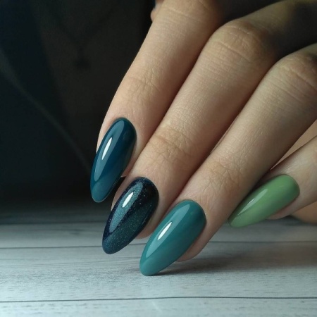 Гель-лак Holy Rose (Холи Роуз) Beauty № 210, 10 мл. Гель-лак Holy Rose (Холи Роуз) Beauty № 210, 10 мл.