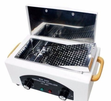 Сухожаровой шкаф FACESHOWES CH-360T, белый